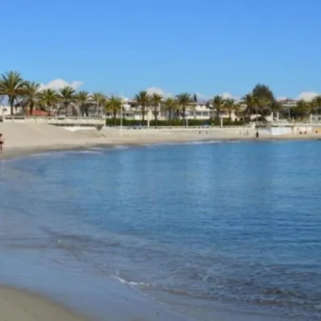 Appartement Beautiful T2 Du Golfe 1st With Parking Pool And Air Conditioning *